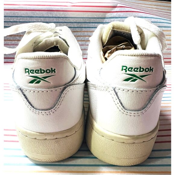 Reebok Classic White Sneakers Size 7 Womens Lace-Up Casual Shoes Leather Upper - Picture 2 of 5
